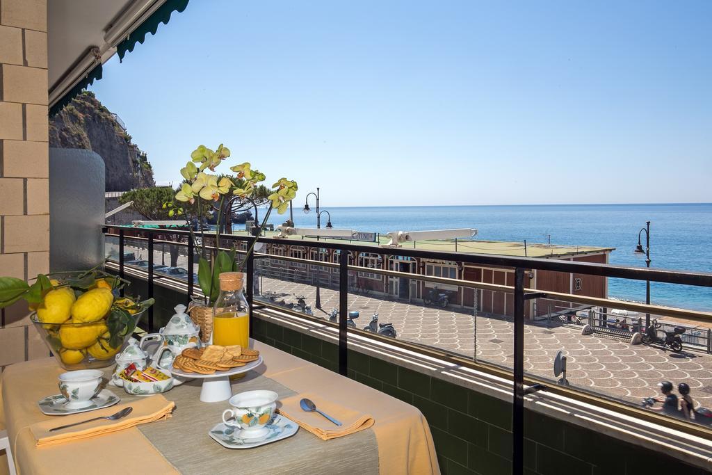 Angelina Apartments Amalfi Coast Maiori Exterior foto